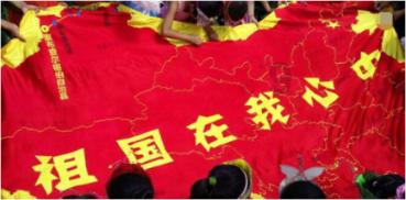 暖心服务迎新年 便民集市聚爱心